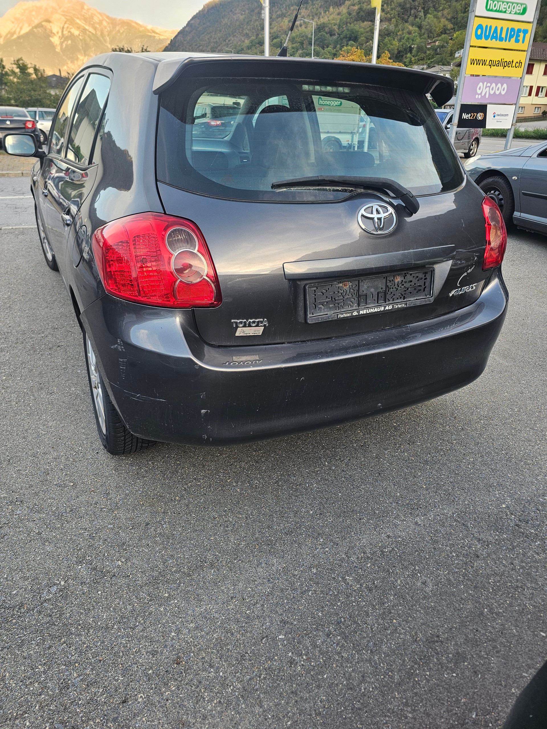 TOYOTA Auris 2.0 D-4D Linea Luna-image-3