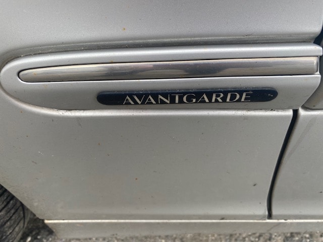 MERCEDES-BENZ C 240 Avantgarde-image-12