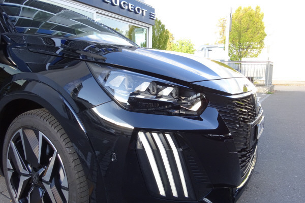 PEUGEOT 208 1.2 MHEV 145 GT Excl.-image-7