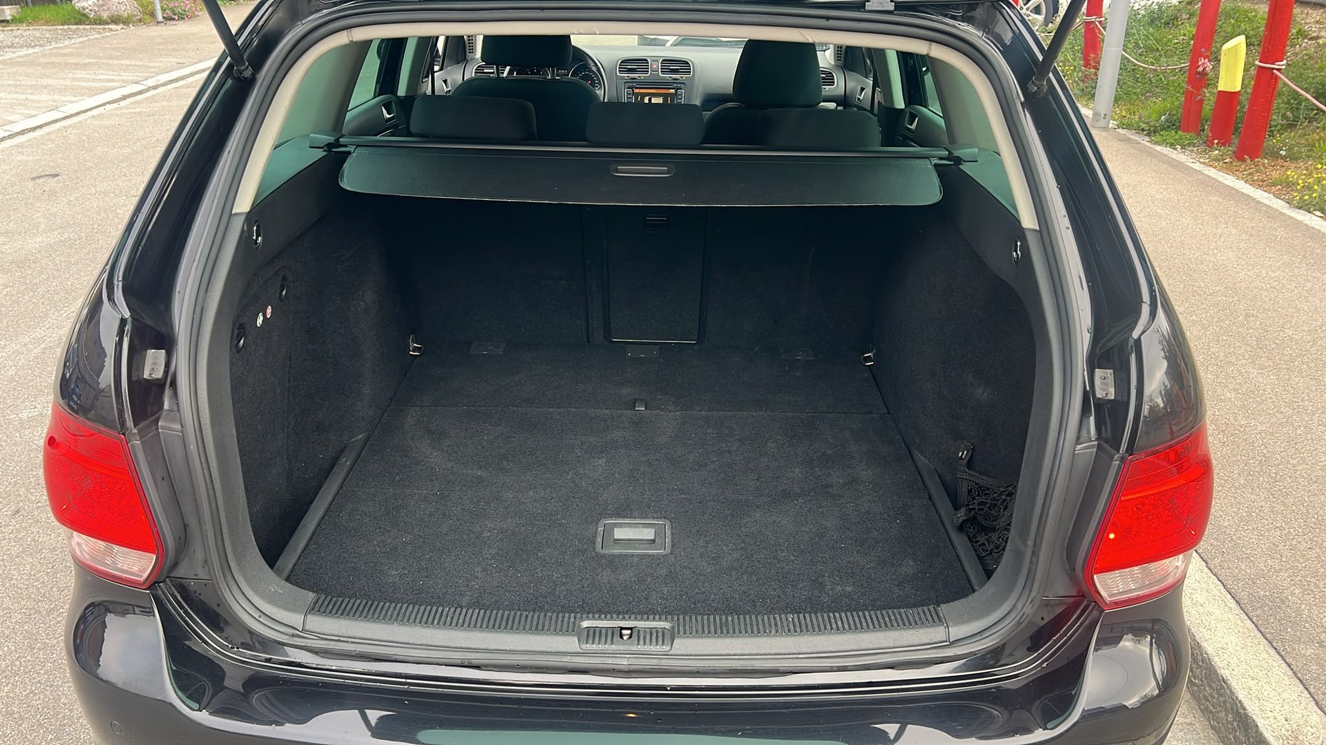 VW Golf Variant 1.4 TSI Team DSG-image-15