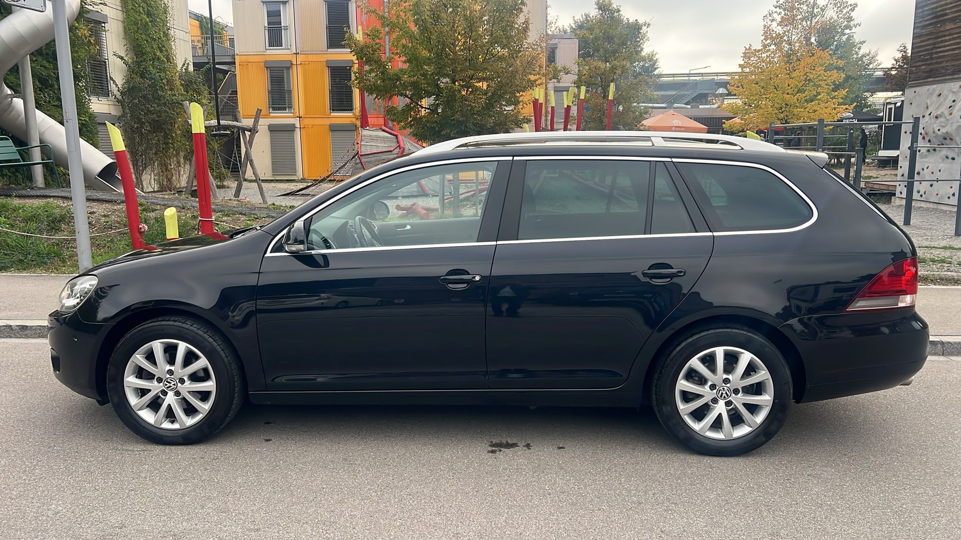 VW Golf Variant 1.4 TSI Team DSG-image-4