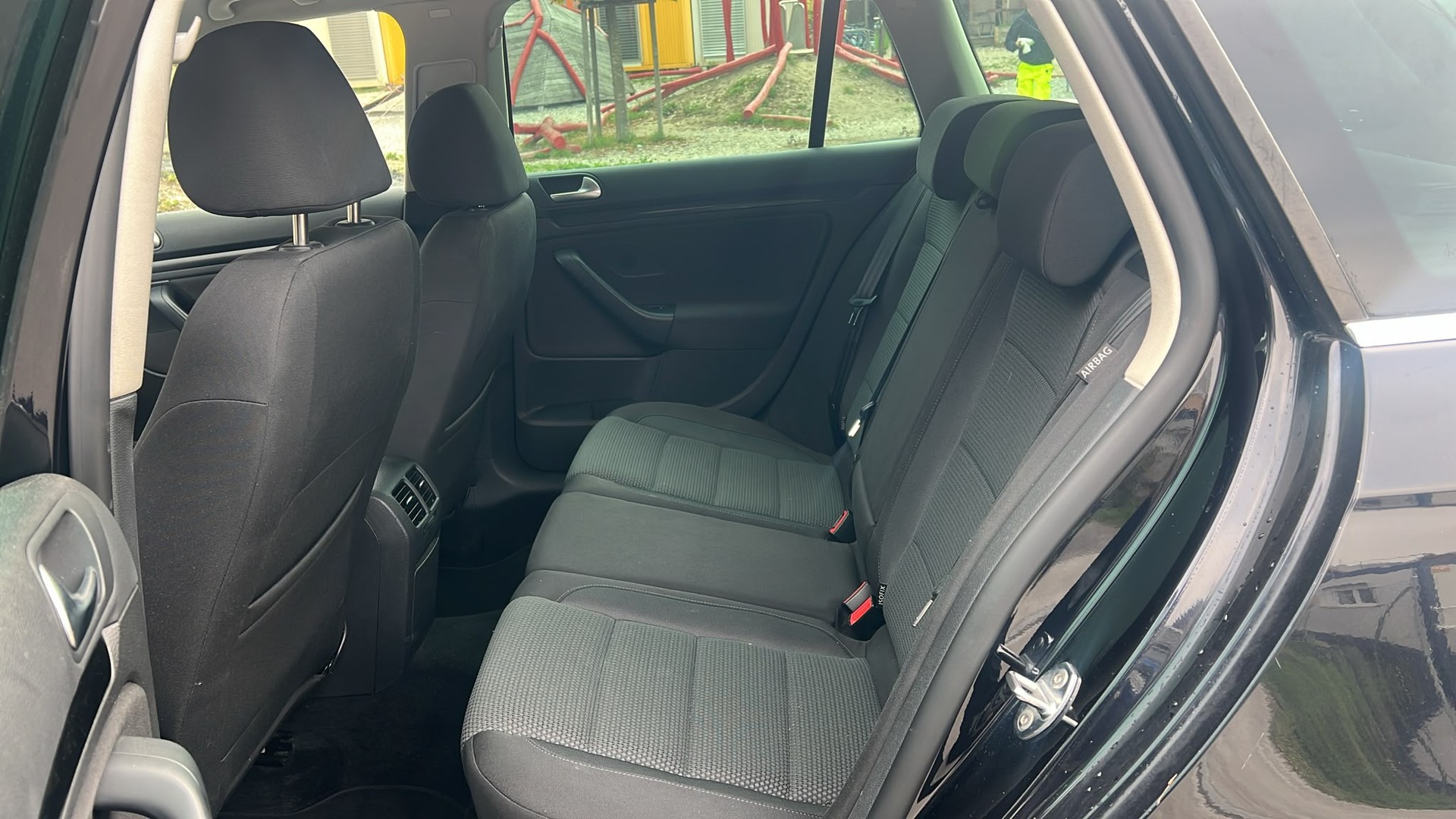 VW Golf Variant 1.4 TSI Team DSG-image-14