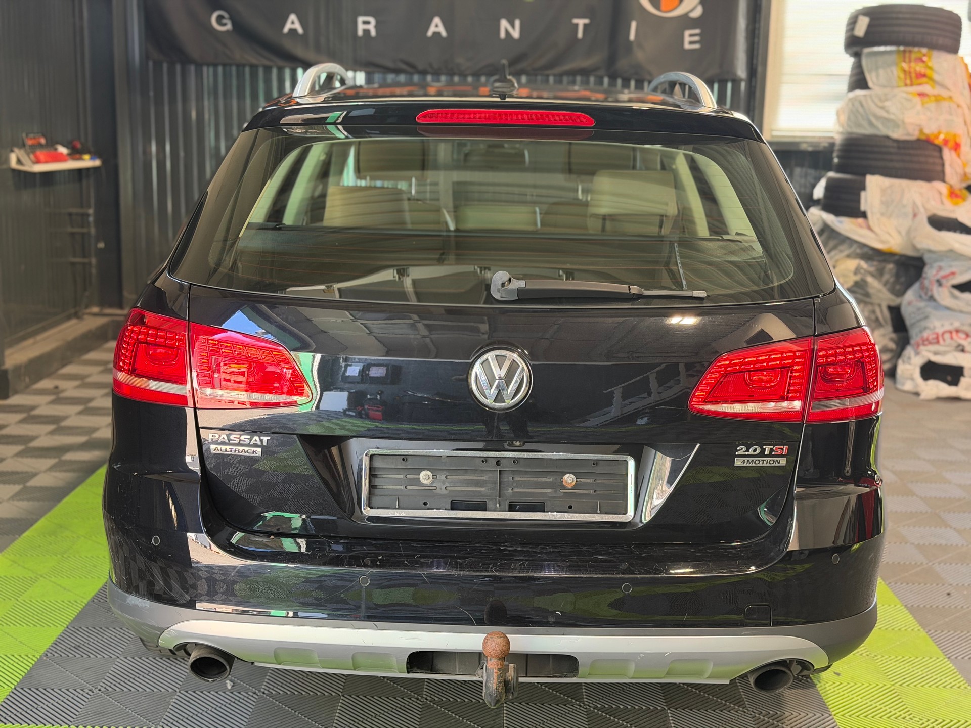 VW Passat Alltrack 2.0 TSI 4Motion DSG-image-3