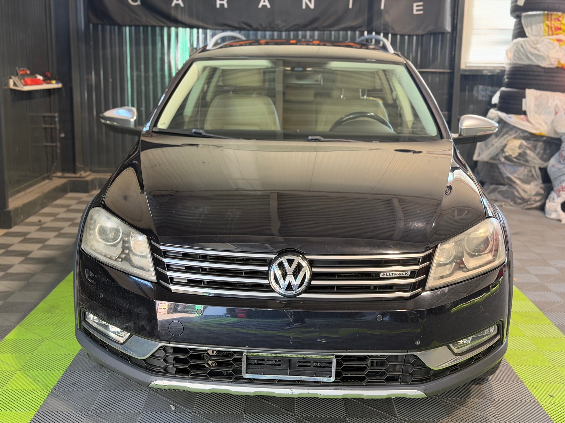 VW Passat Alltrack 2.0 TSI 4Motion DSG-image-5