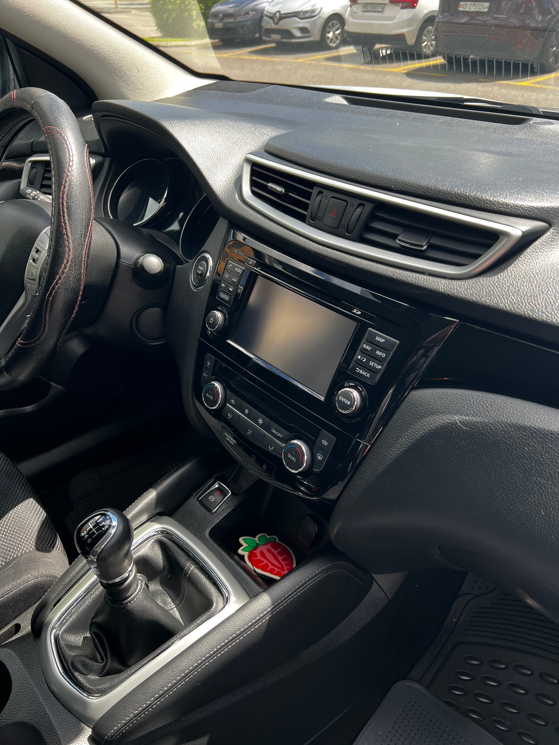 NISSAN 1.6 dCi N-Connecta 4x4-image-5