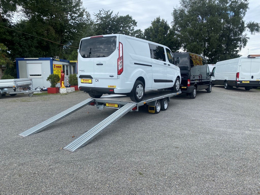 HUMBAUR 3500 Kg. Autotransporter Alu-image-5