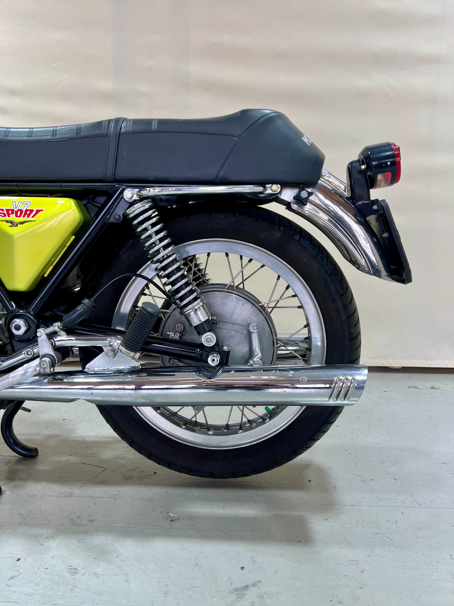 MOTO GUZZI V7 Sport-image-7