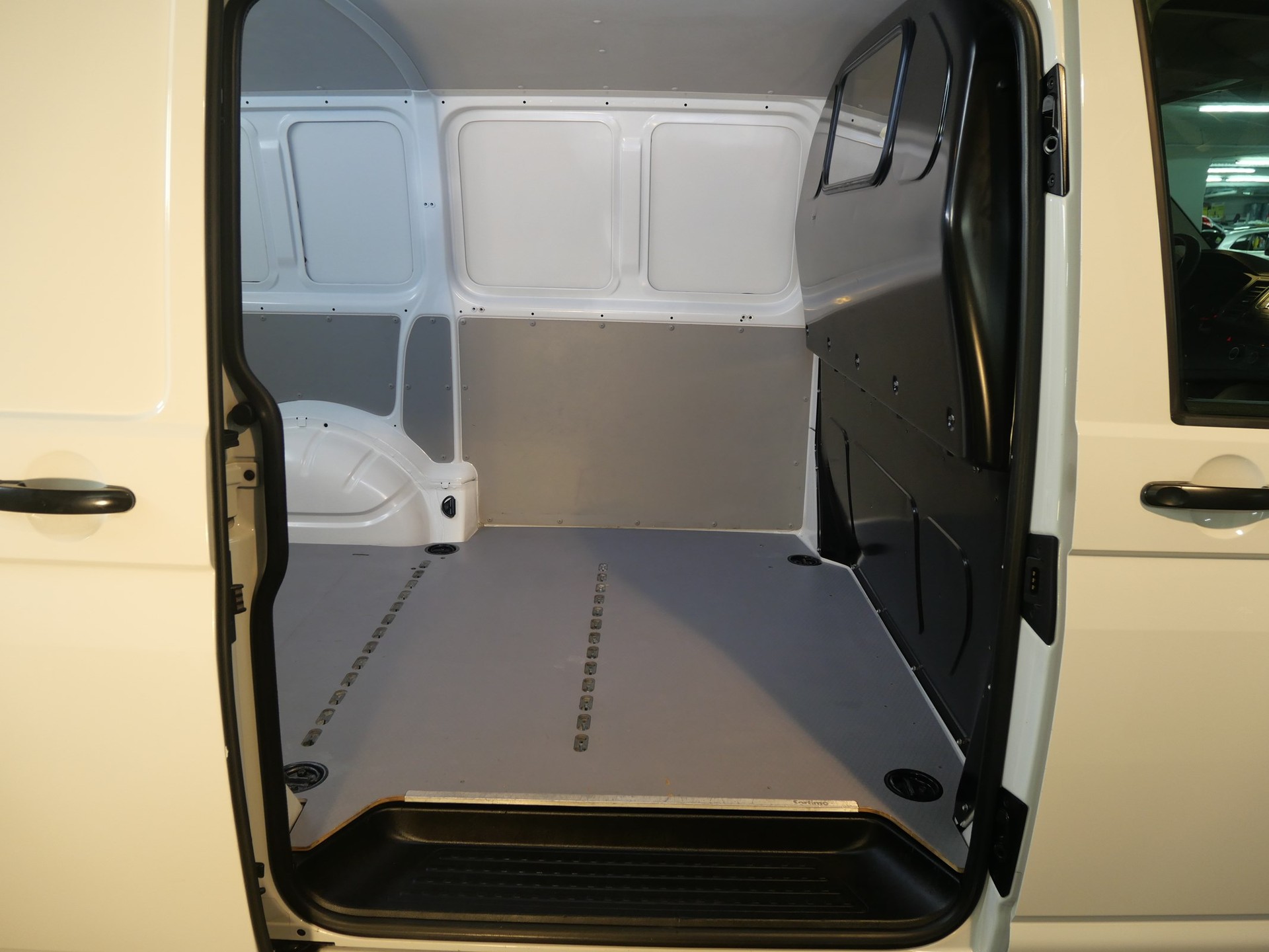 VW T6 2.0 TDI Euro 6-image-19