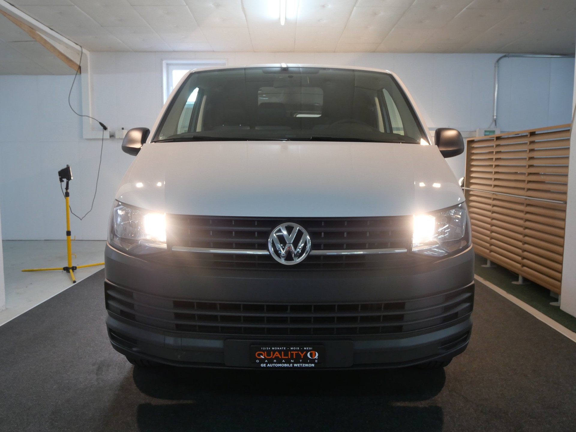 VW T6 2.0 TDI Euro 6-image-2