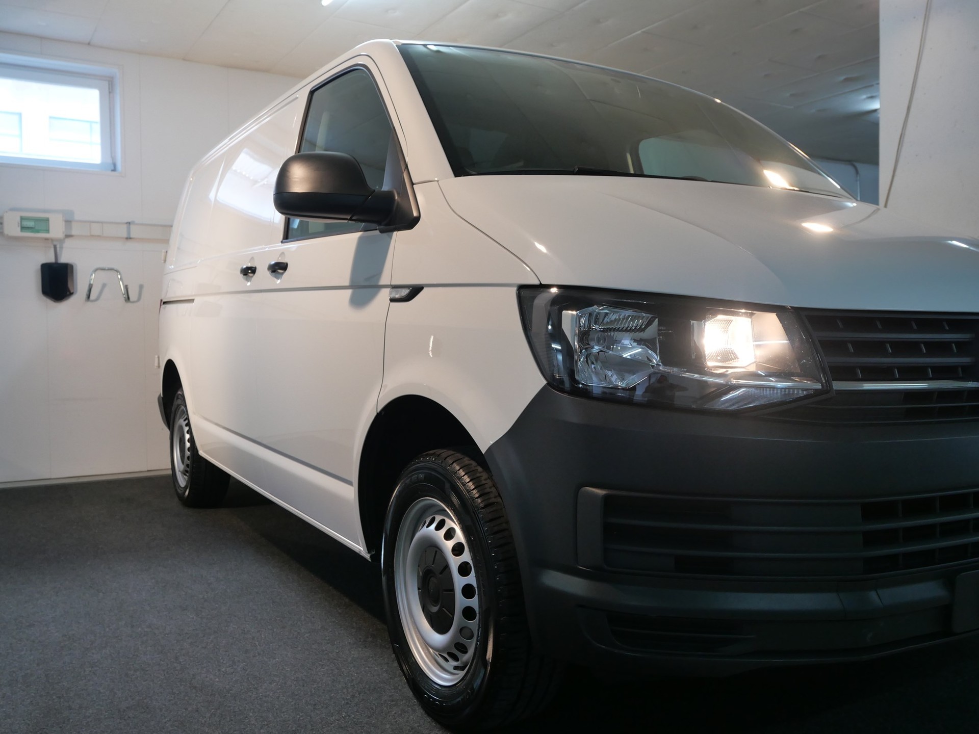 VW T6 2.0 TDI Euro 6-image-4