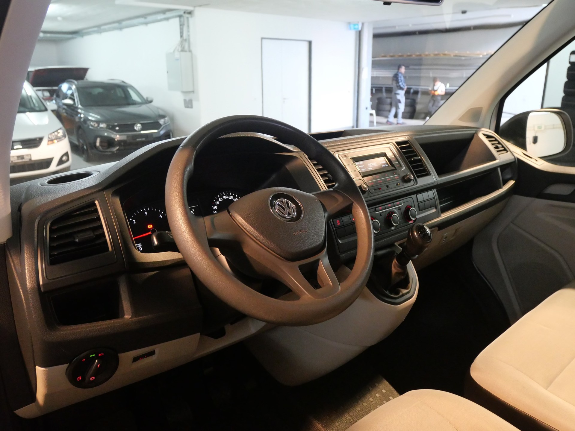 VW T6 2.0 TDI Euro 6-image-14