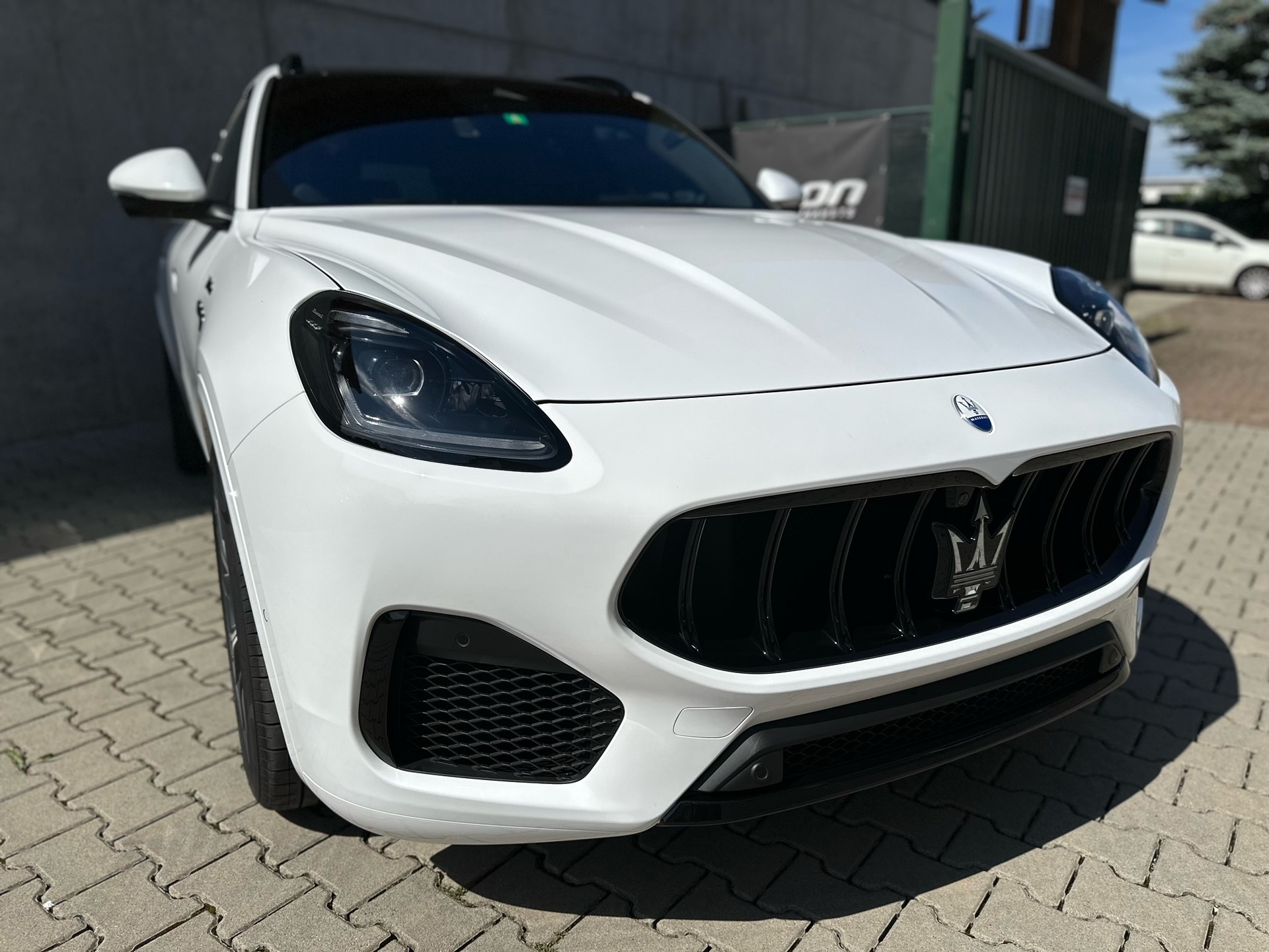 MASERATI Grecale 2.0 MHEV Modena Hybrid Automatica-image-2