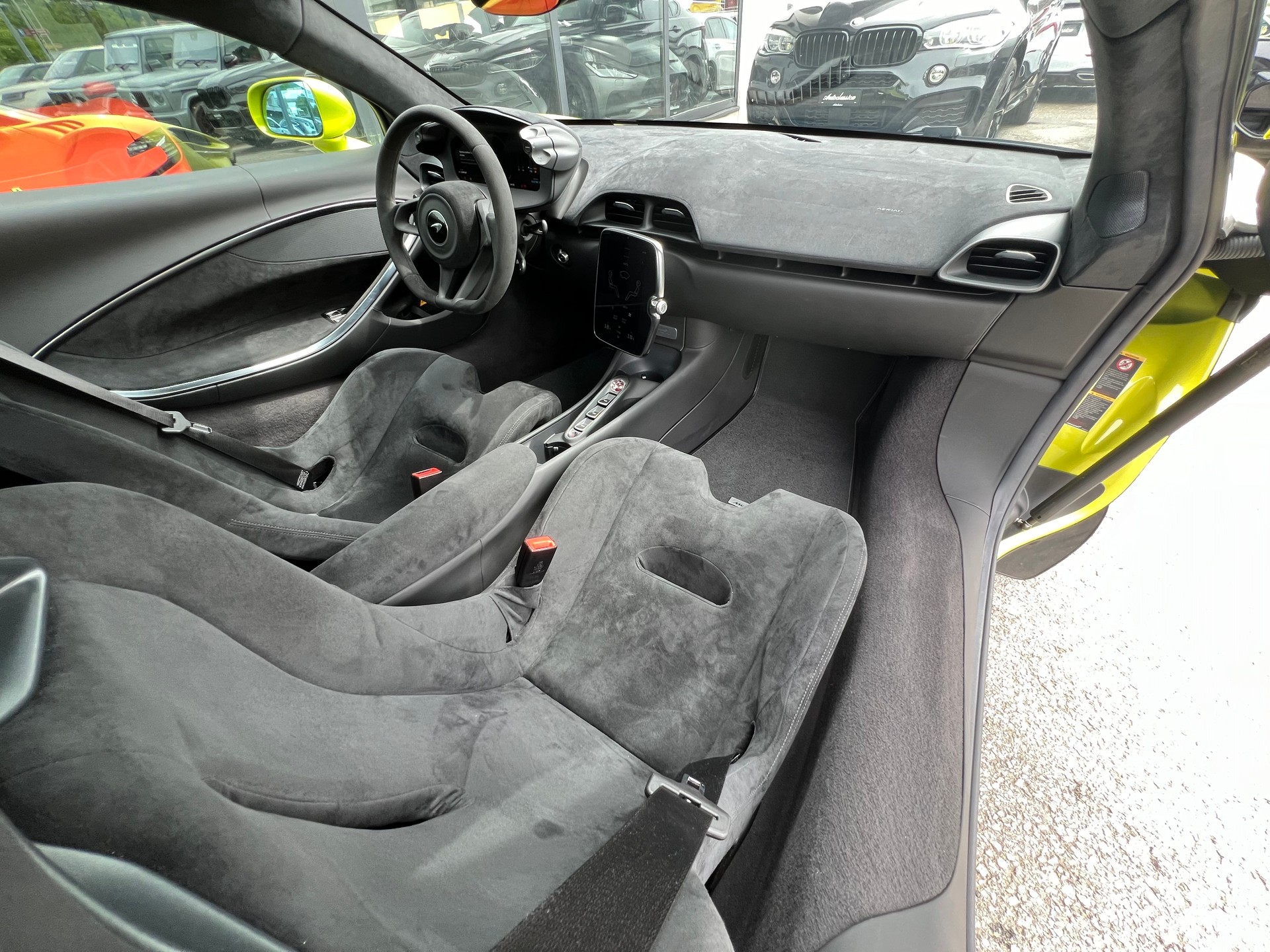 McLAREN ARTURA 3.0 V6-image-11