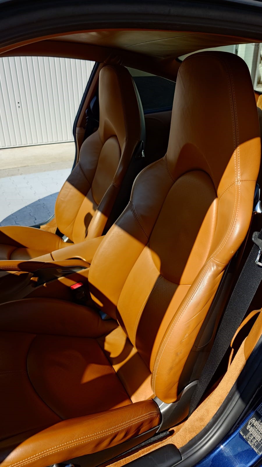 PORSCHE 911 Carrera S-image-4