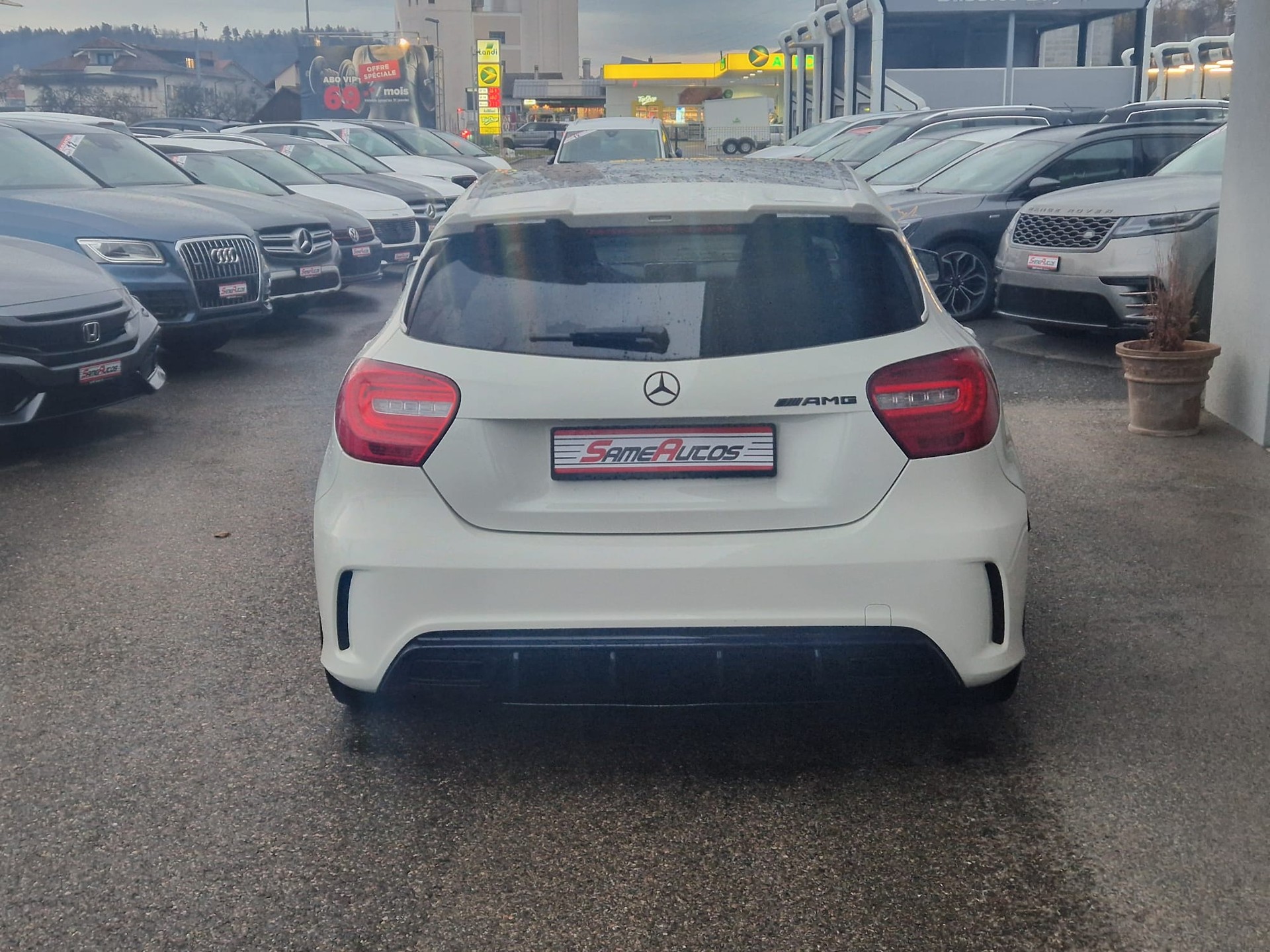 MERCEDES-BENZ A 45 AMG 4Matic Speedshift 7G-DCT-image-4