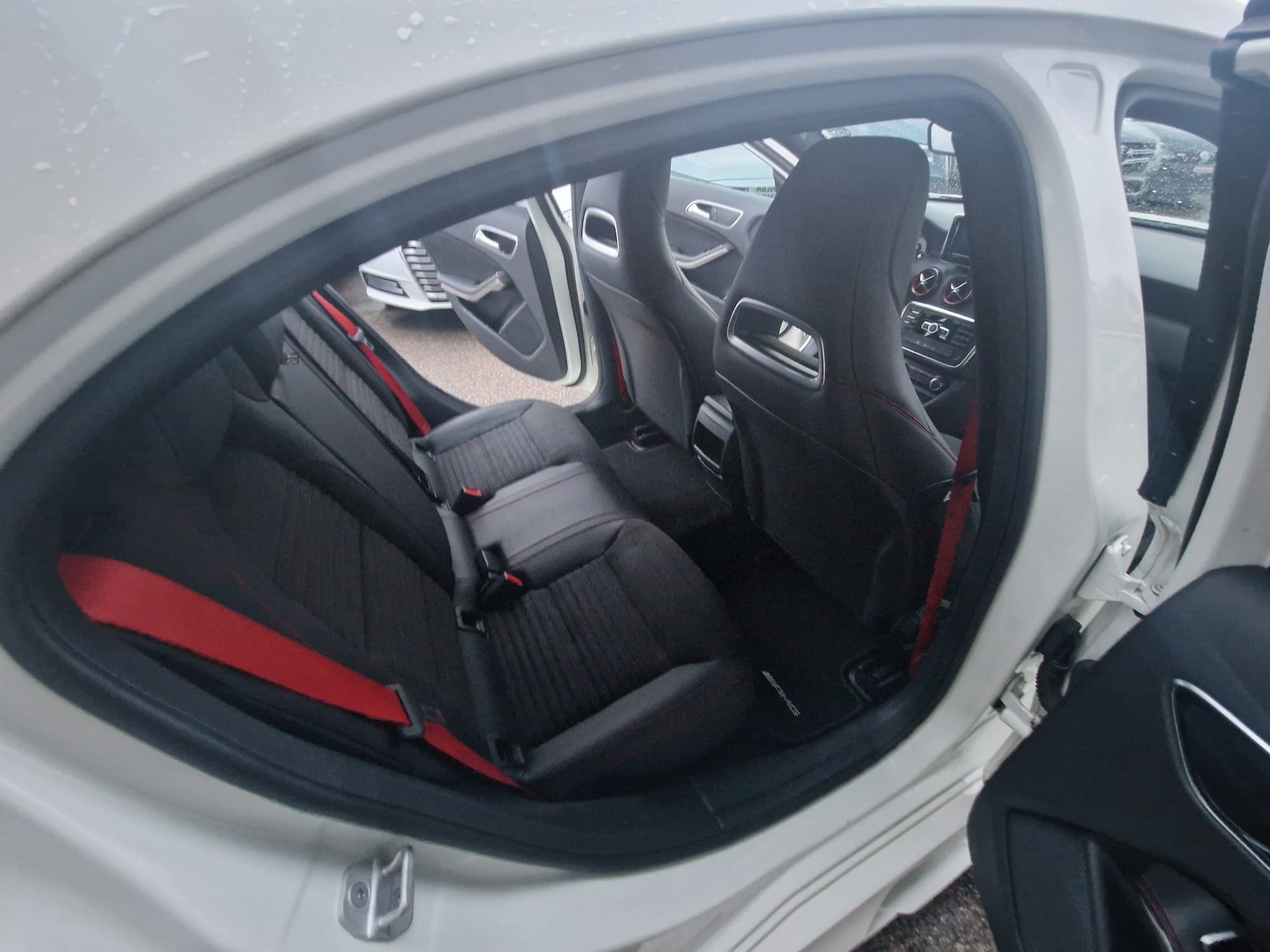 MERCEDES-BENZ A 45 AMG 4Matic Speedshift 7G-DCT-image-9