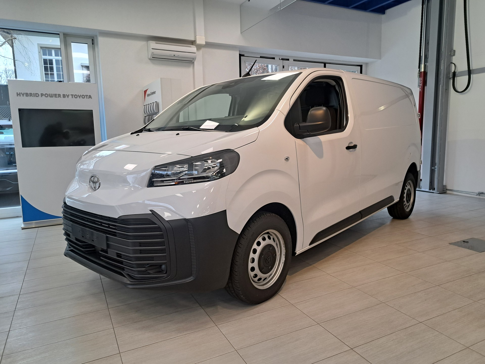 TOYOTA Proace 2.0D Panel Van Medium Active