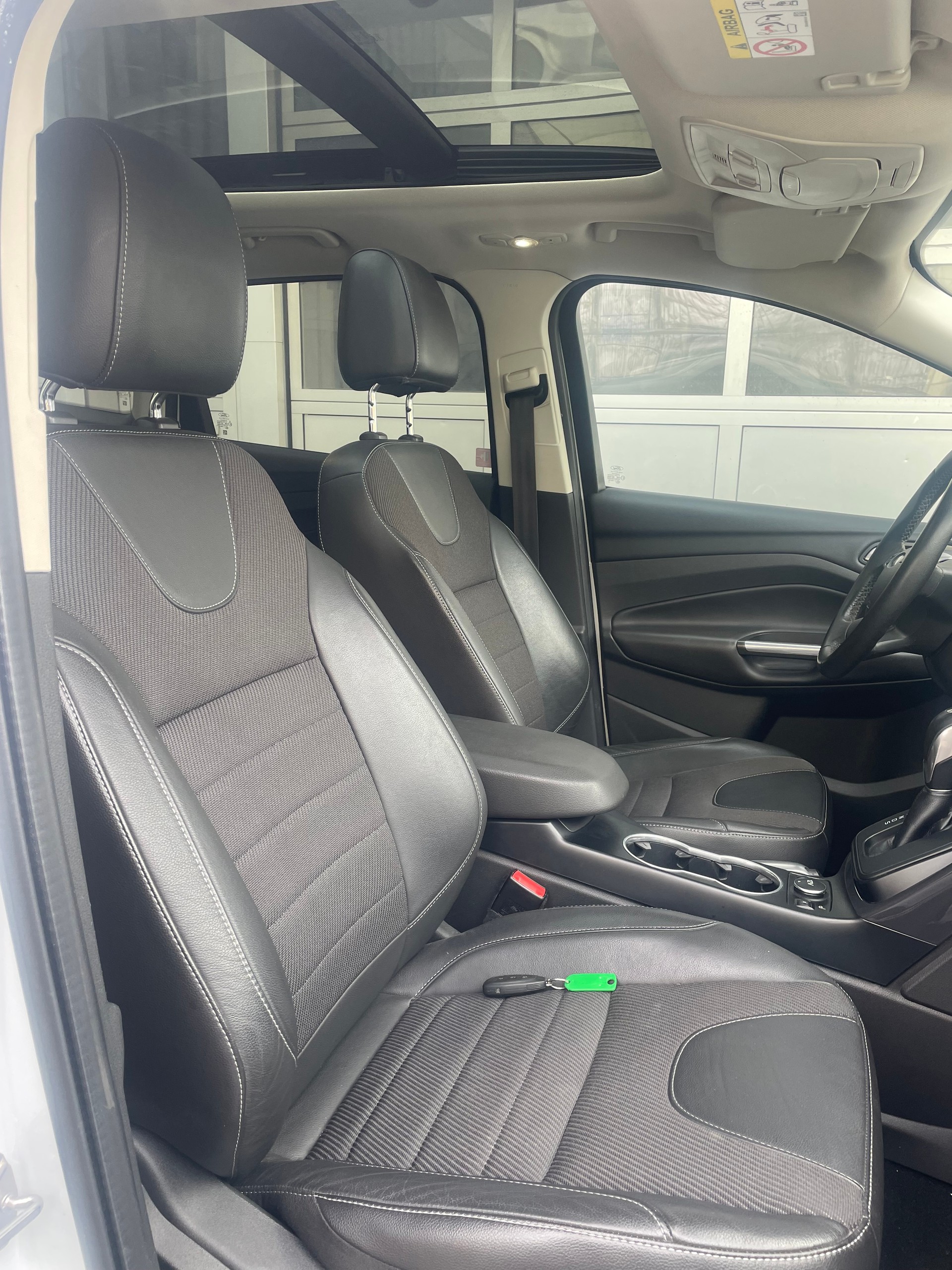 FORD Kuga 2.0 TDCi Titanium S 4WD PowerShift-image-5