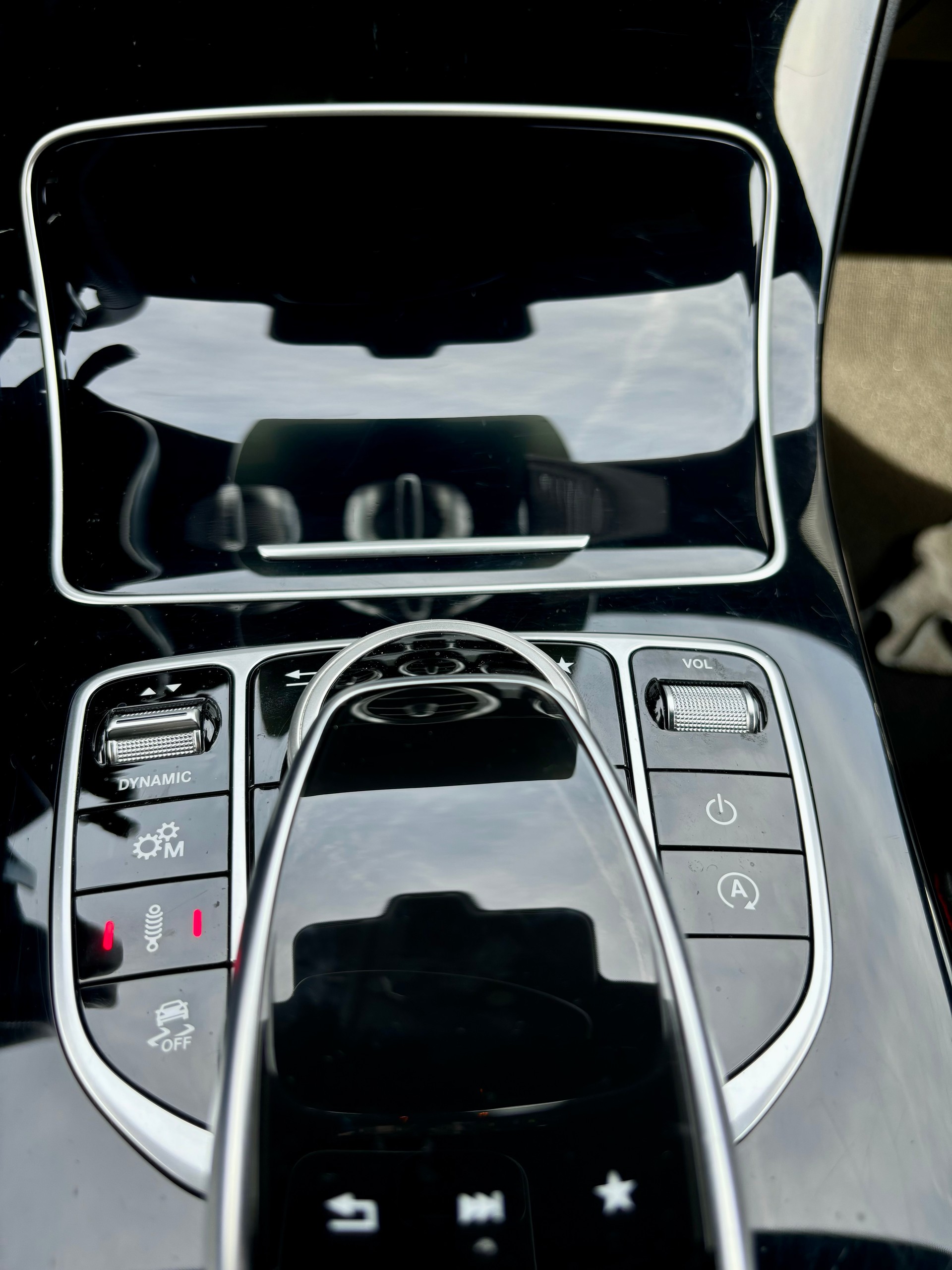 MERCEDES-BENZ C 43 AMG 4Matic 9G-Tronic-image-6