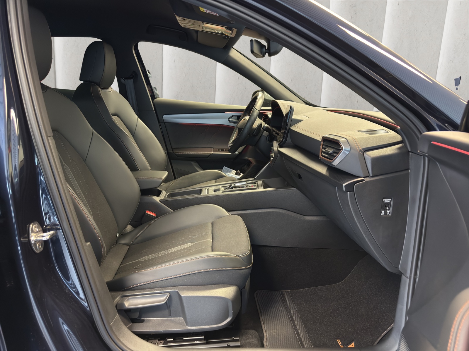 CUPRA Formentor 1.4 e-HYBRID pHEV Inicio DSG-image-8