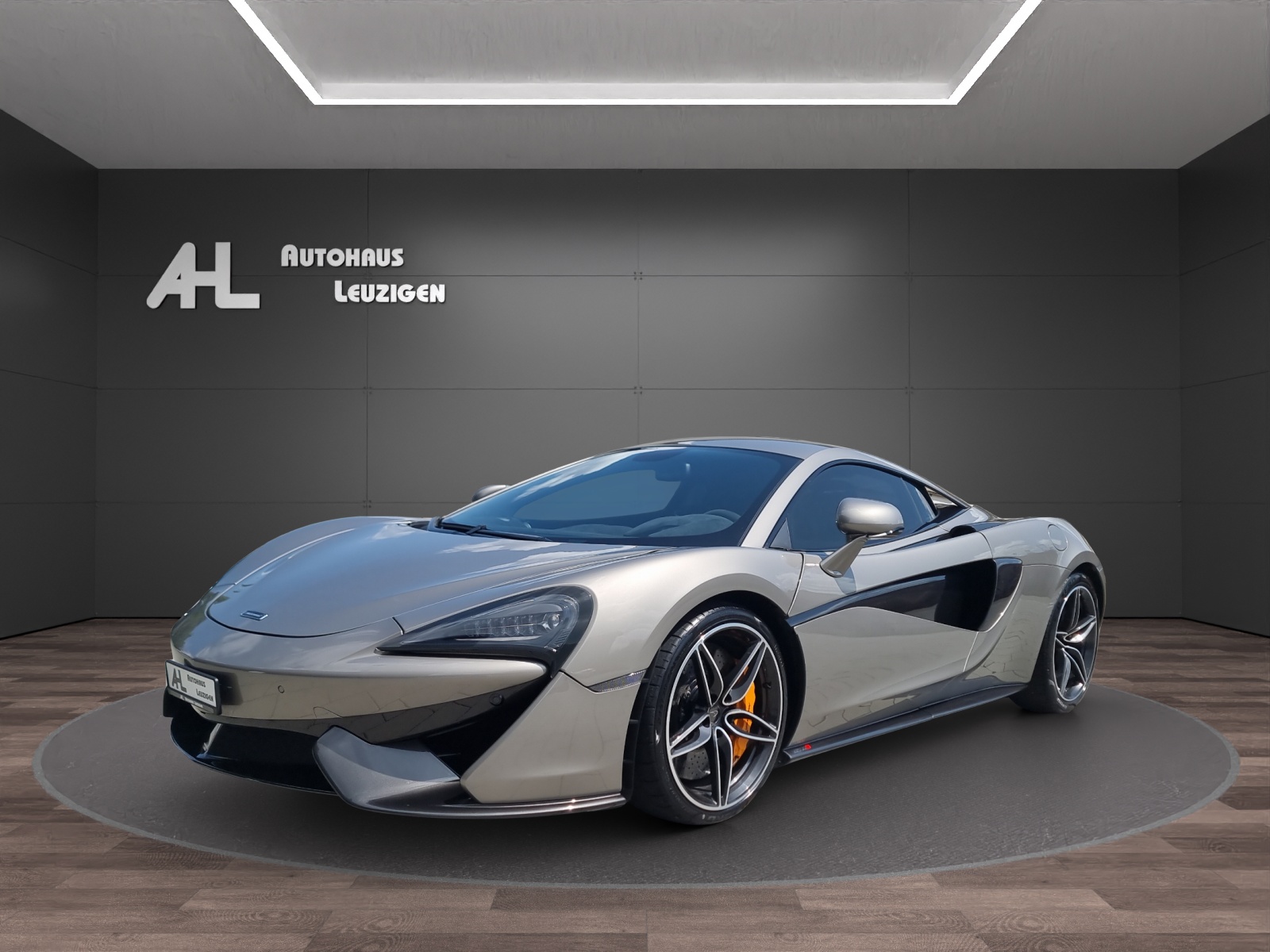 McLAREN 570S Coupé 3.8 V8 SSG-image-0