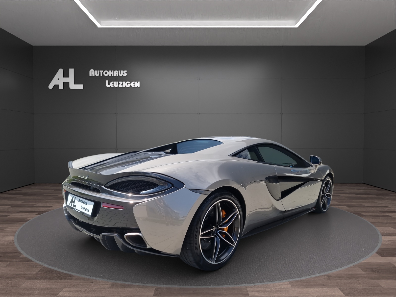 McLAREN 570S Coupé 3.8 V8 SSG-image-4