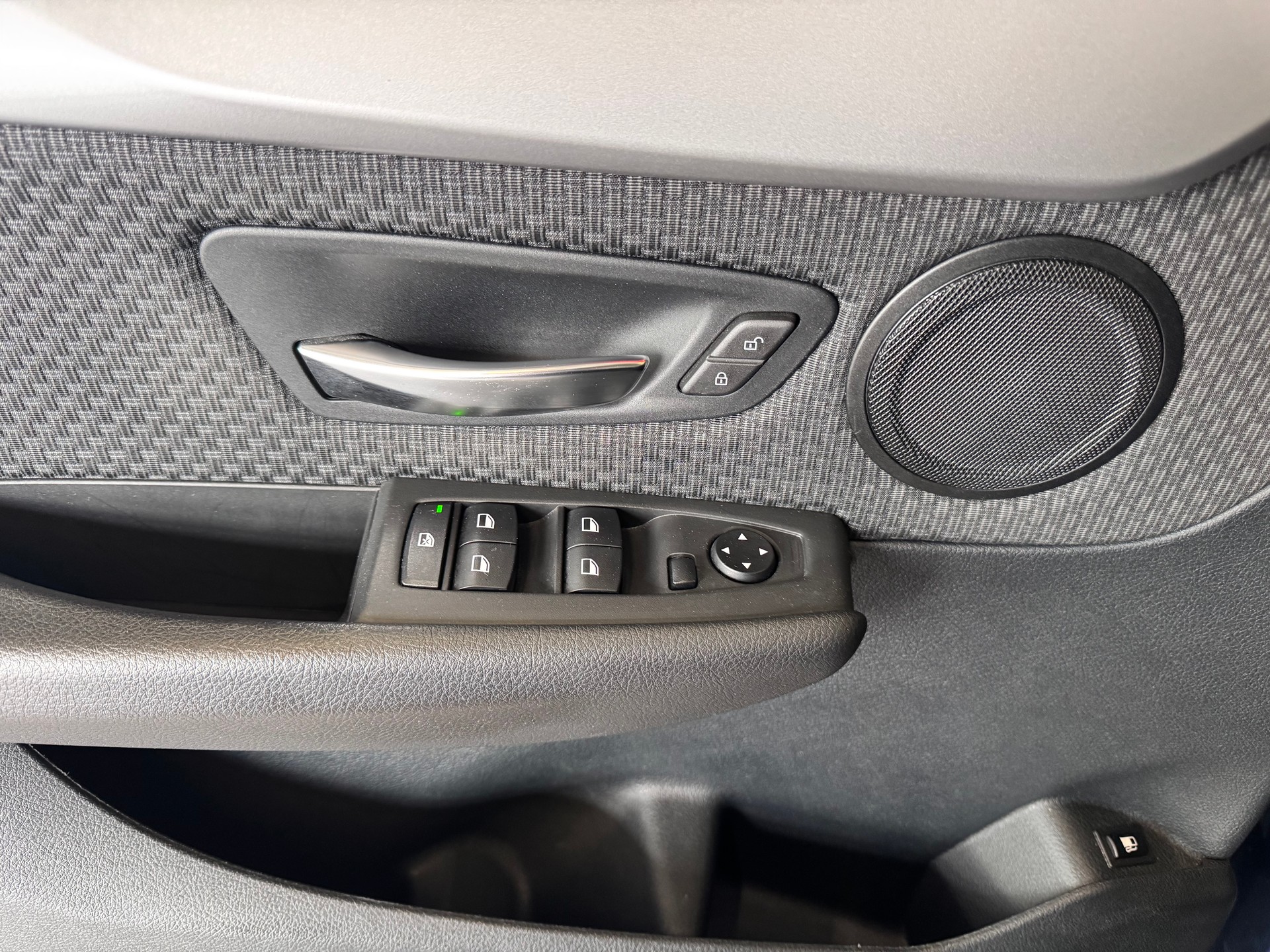 BMW 225xe iPerformance Active Tourer Steptronic-image-14
