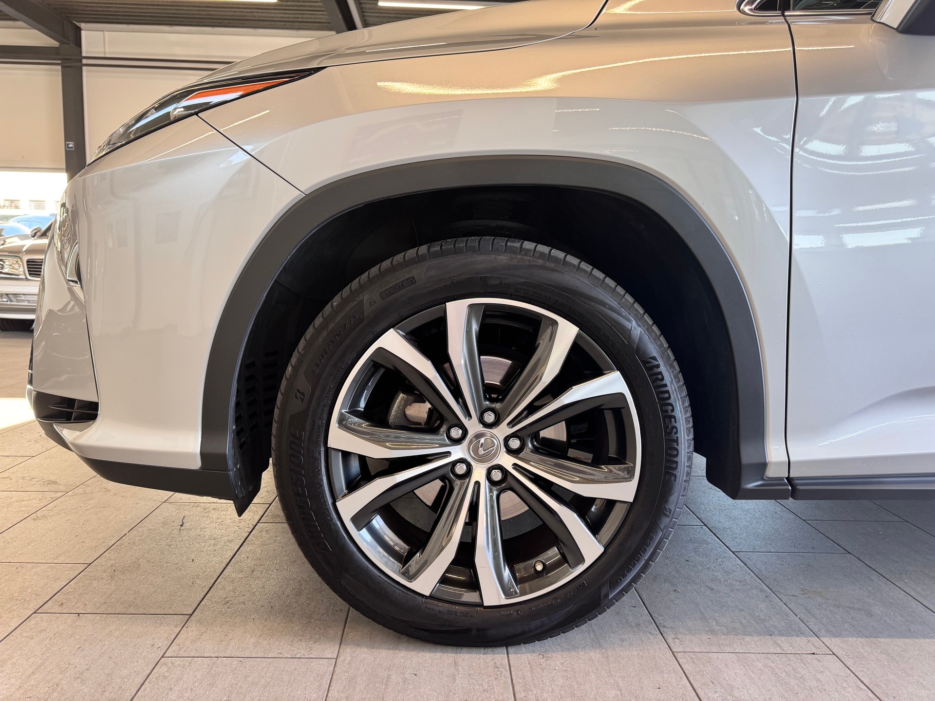 LEXUS RX 450h excellence AWD CVT-image-26