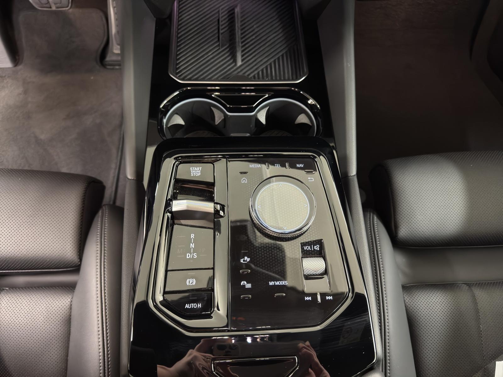BMW 520d xDrive Touring MSport-image-17