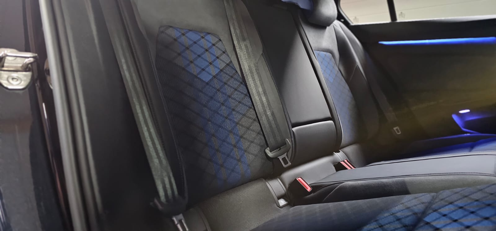 VW Golf 2.0 TSI R DSG 4Motion R ***333 PS Performance***-image-25