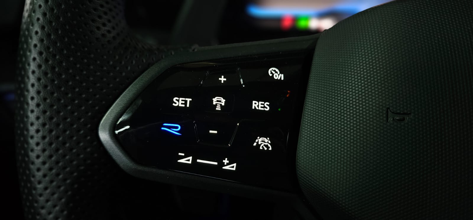 VW Golf 2.0 TSI R DSG 4Motion R ***333 PS Performance***-image-14