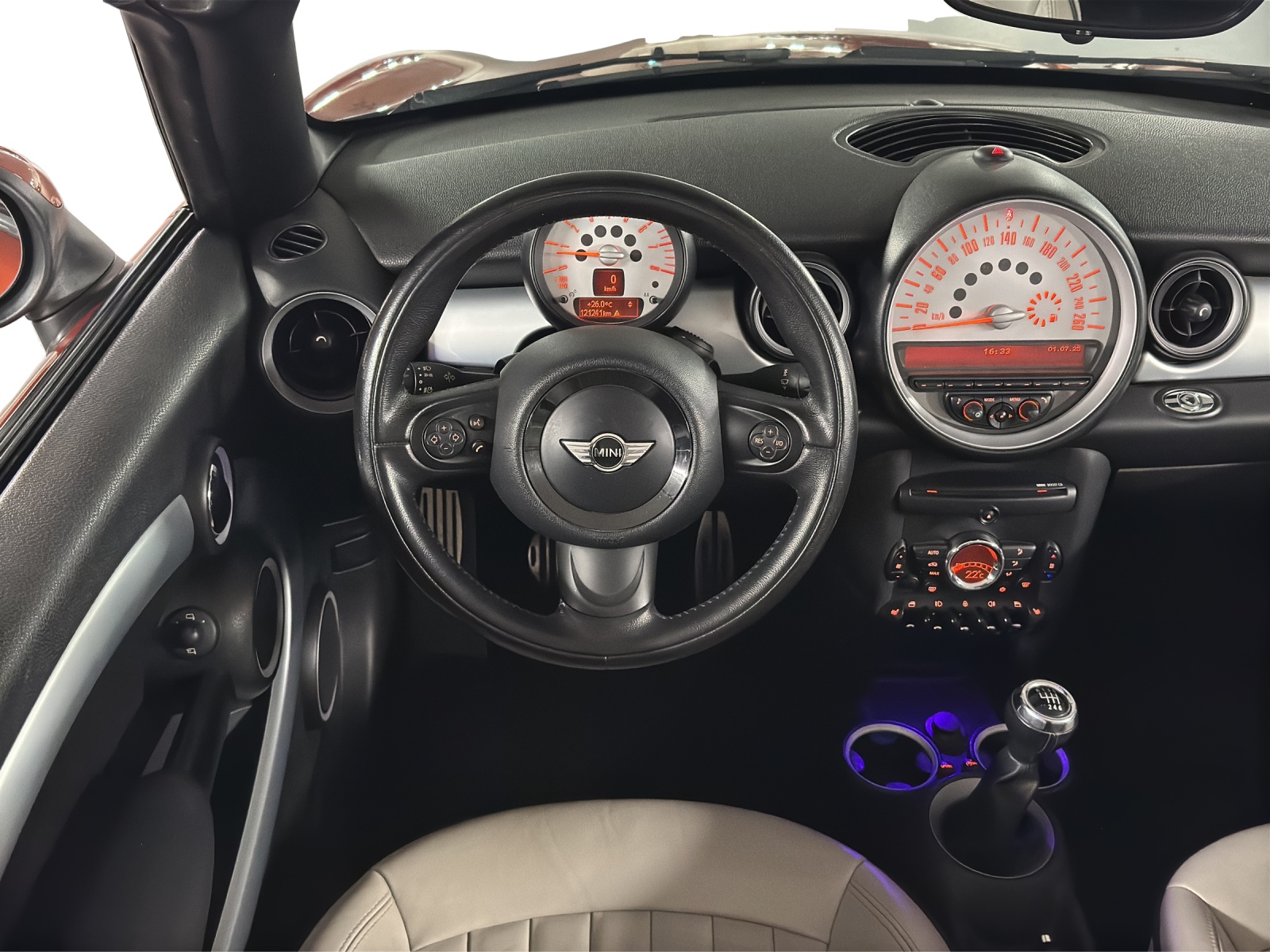 MINI Cooper S Roadster-image-8