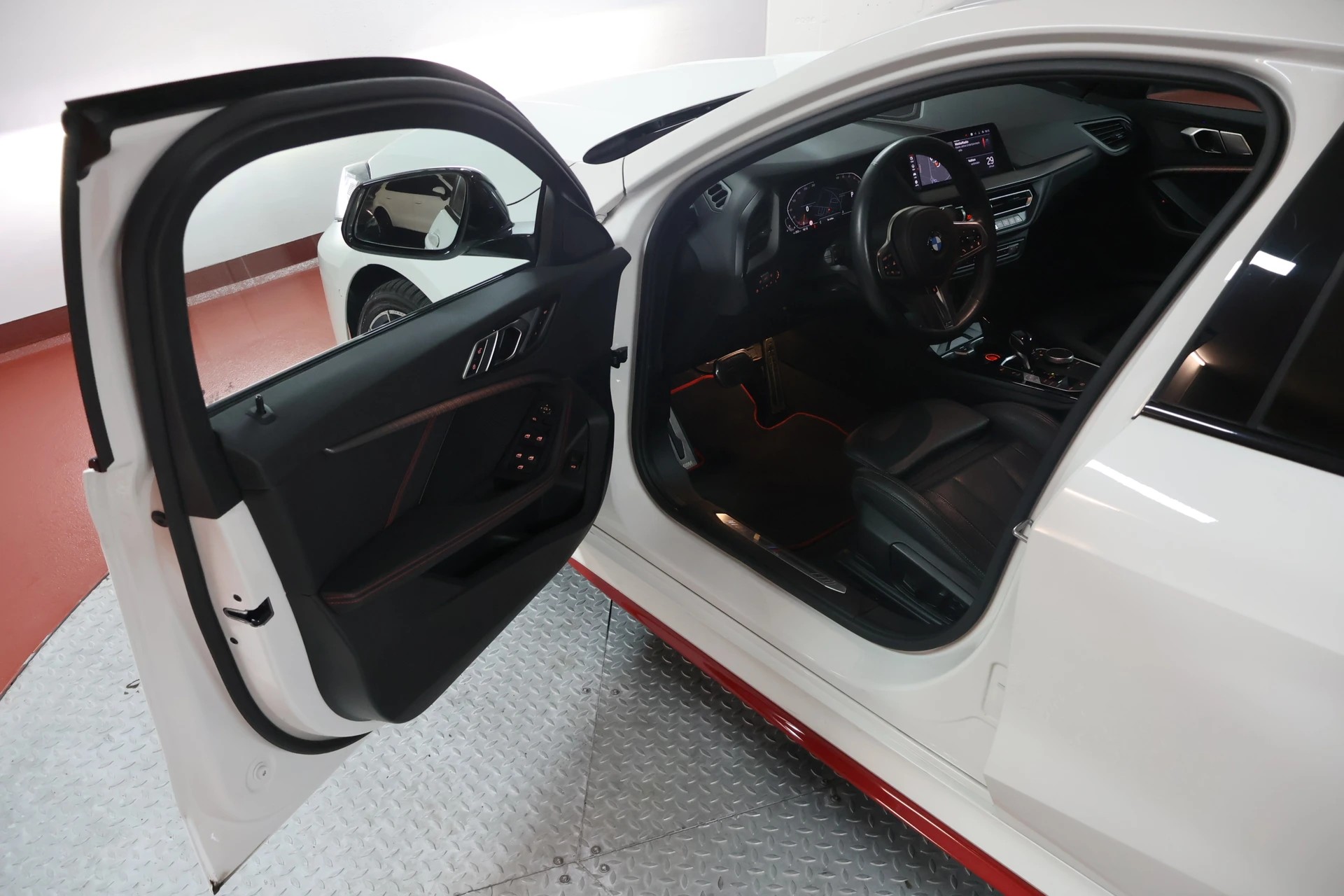 BMW 128ti Steptronic-image-4