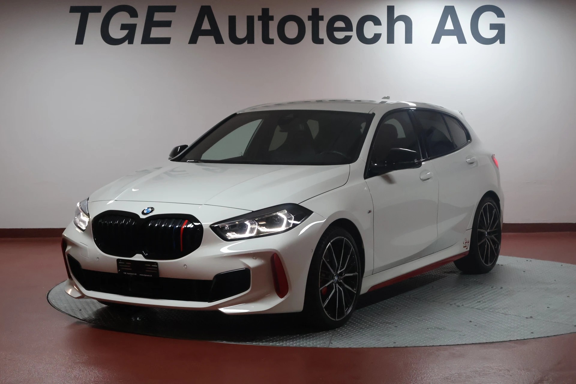 BMW 128ti Steptronic-image-0