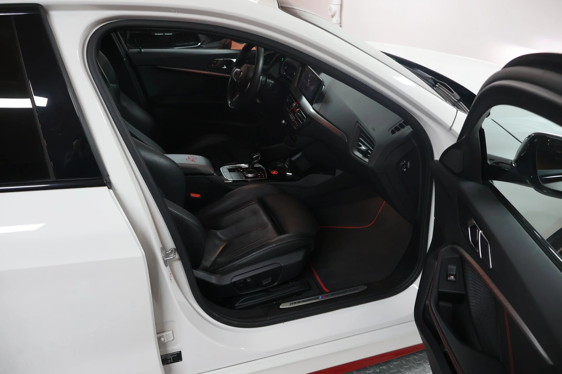 BMW 128ti Steptronic-image-13