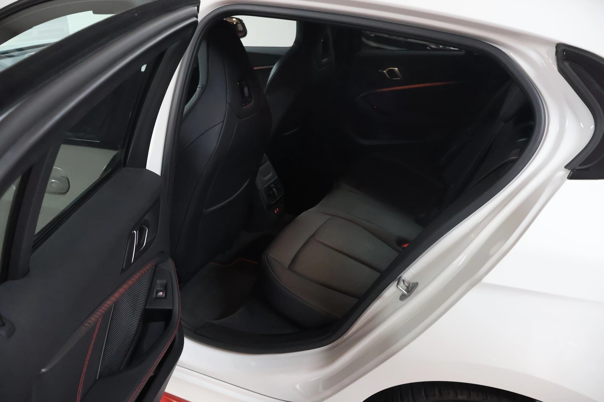 BMW 128ti Steptronic-image-16