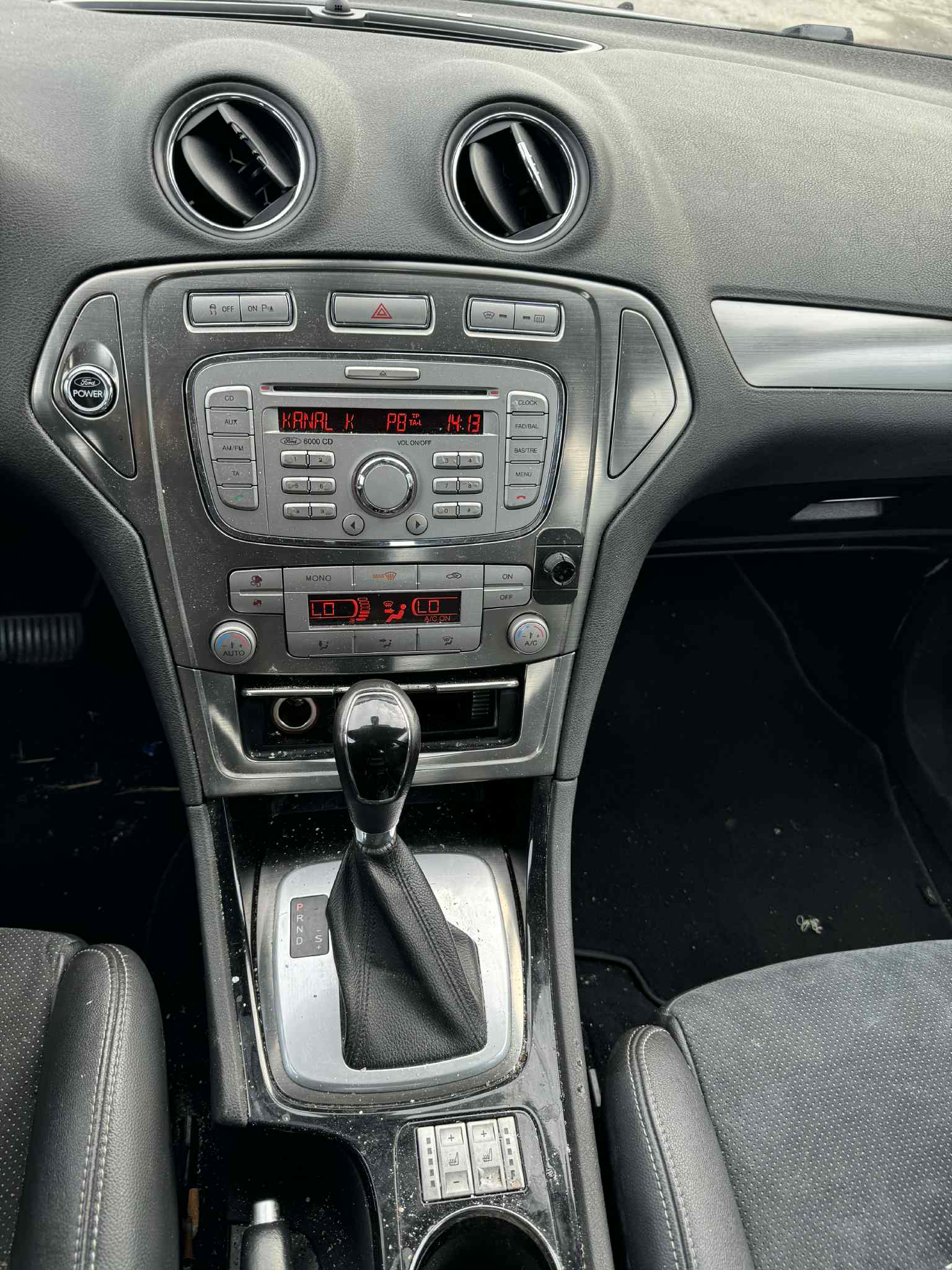 FORD Mondeo 2.0 TDCi 16V Carving Automatic-image-3