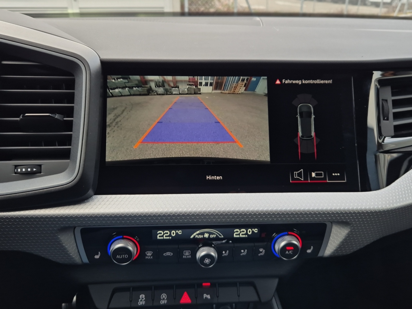 AUDI A1 Sportback 30 TFSI S Line Attraction S-tronic-image-10