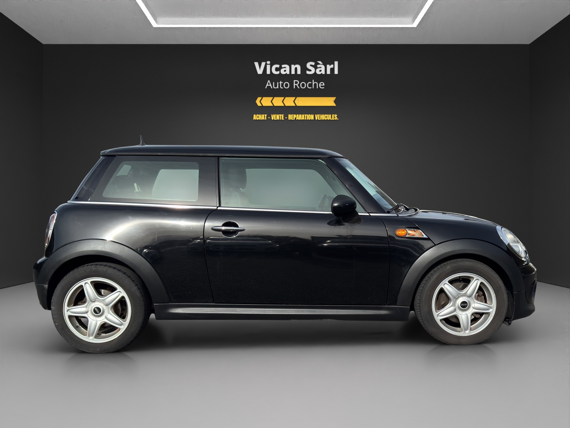 MINI One-image-4