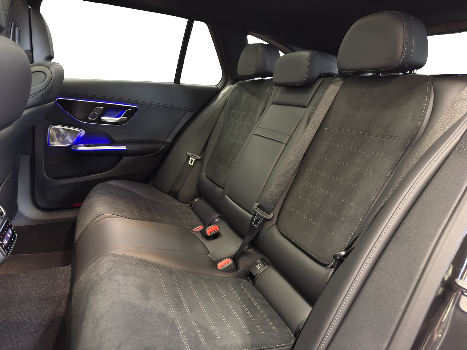 MERCEDES-BENZ C 220 d T 4 M Swiss Star-image-17