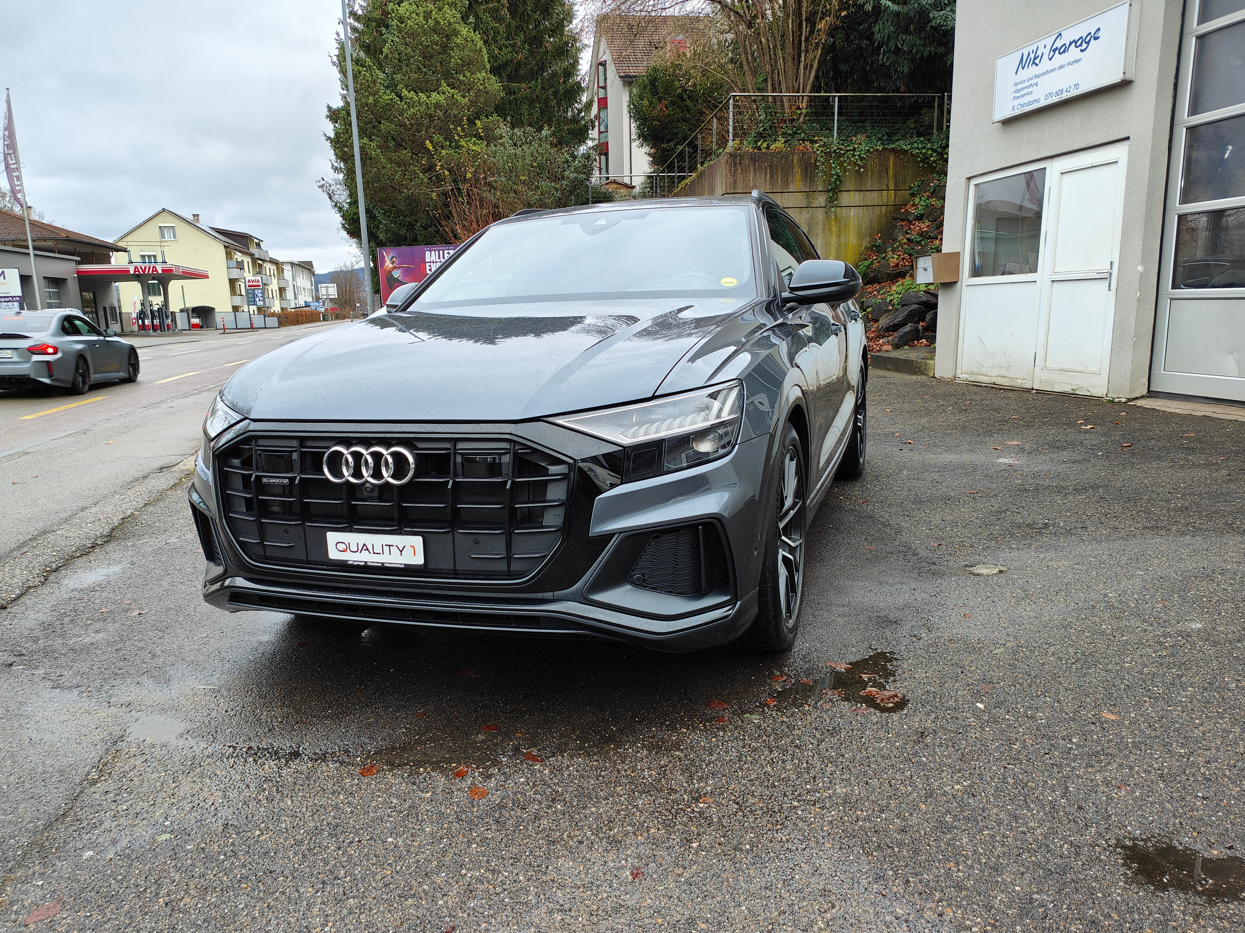 Car photo
