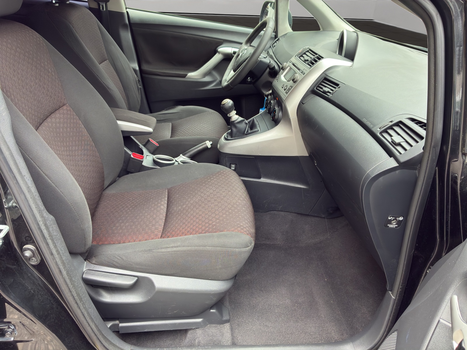 TOYOTA Verso 1.8 Linea Luna-image-11