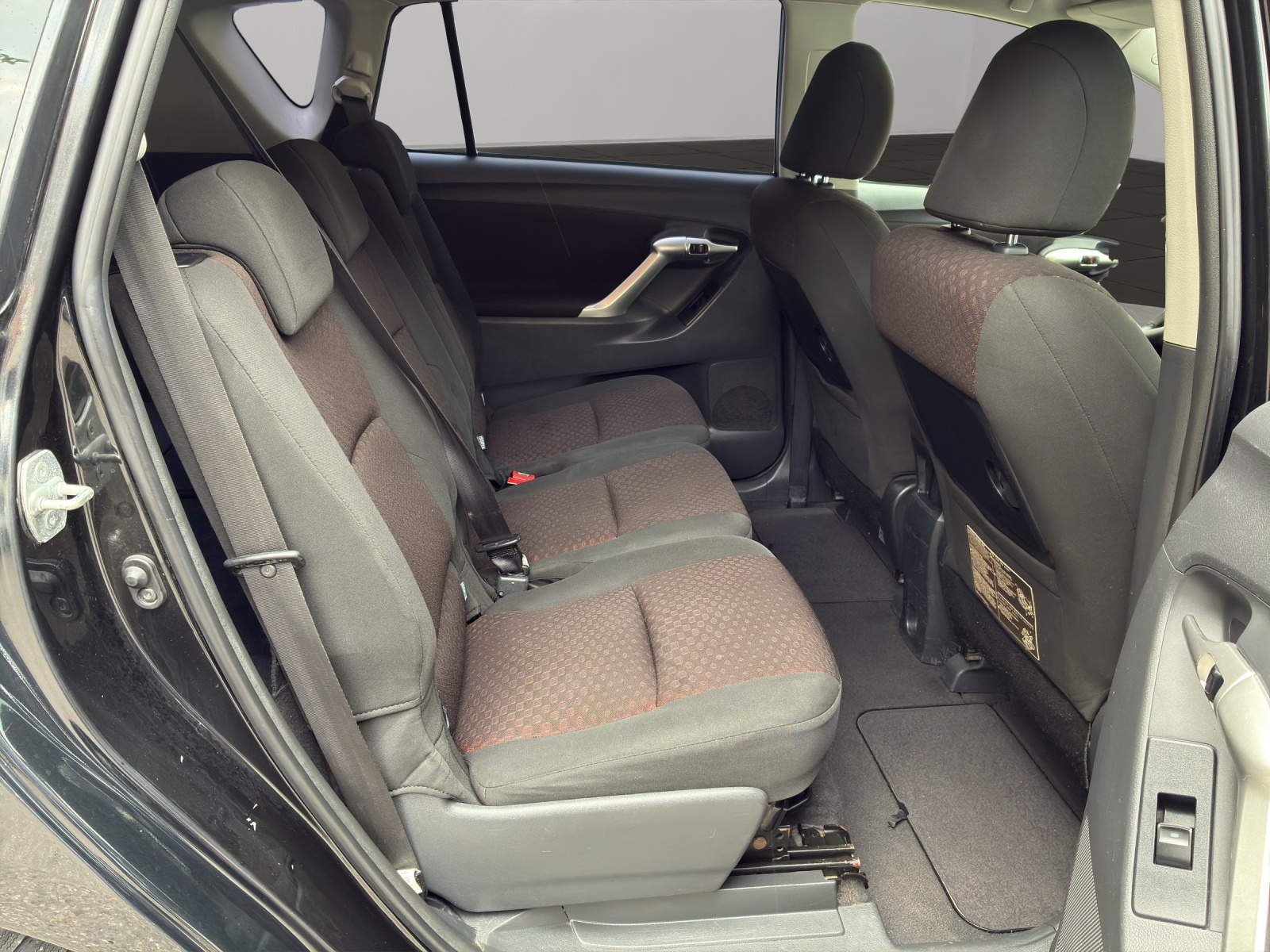 TOYOTA Verso 1.8 Linea Luna-image-12