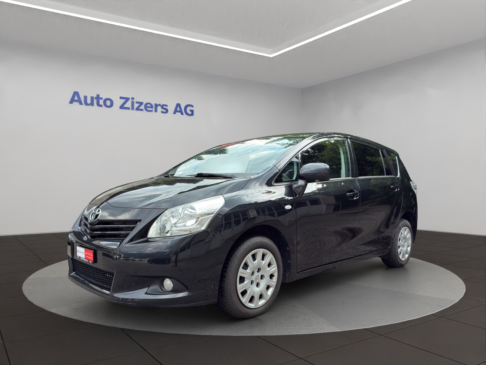 TOYOTA Verso 1.8 Linea Luna-image-0