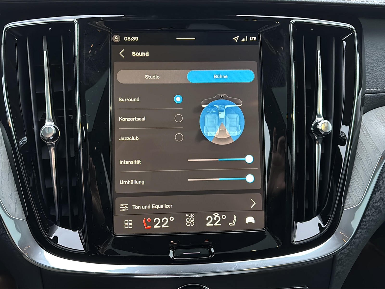 VOLVO V60 B4 Benzin Mild Hybrid Ultra Dark DCT-image-13