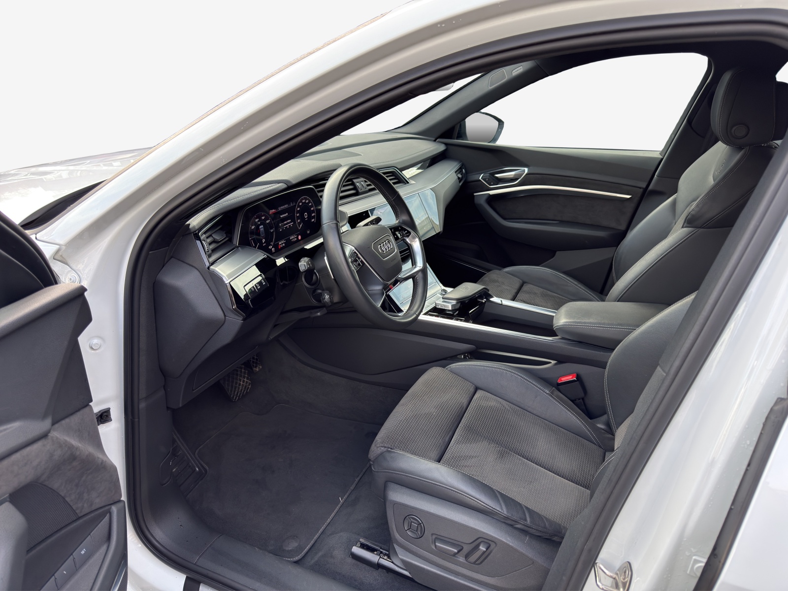 AUDI e-tron S Sportback quattro-image-8