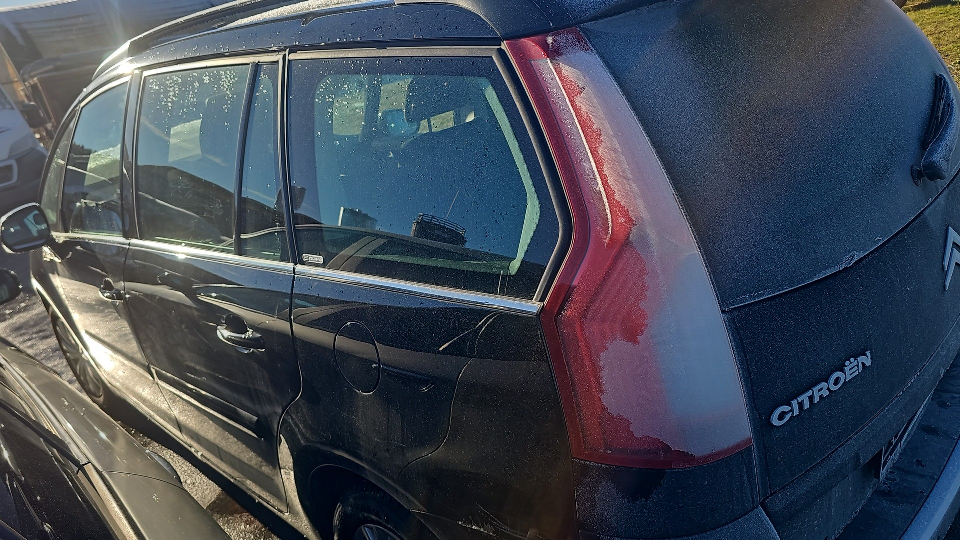 CITROEN Grand C4 Picasso 2.0 HDI Dynamique-image-5