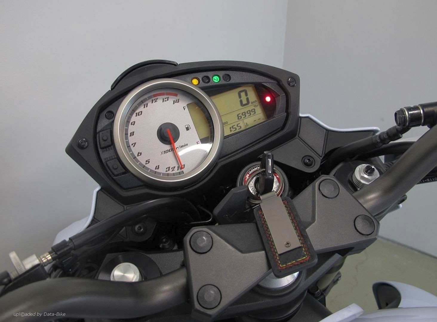 KAWASAKI Z750-image-6
