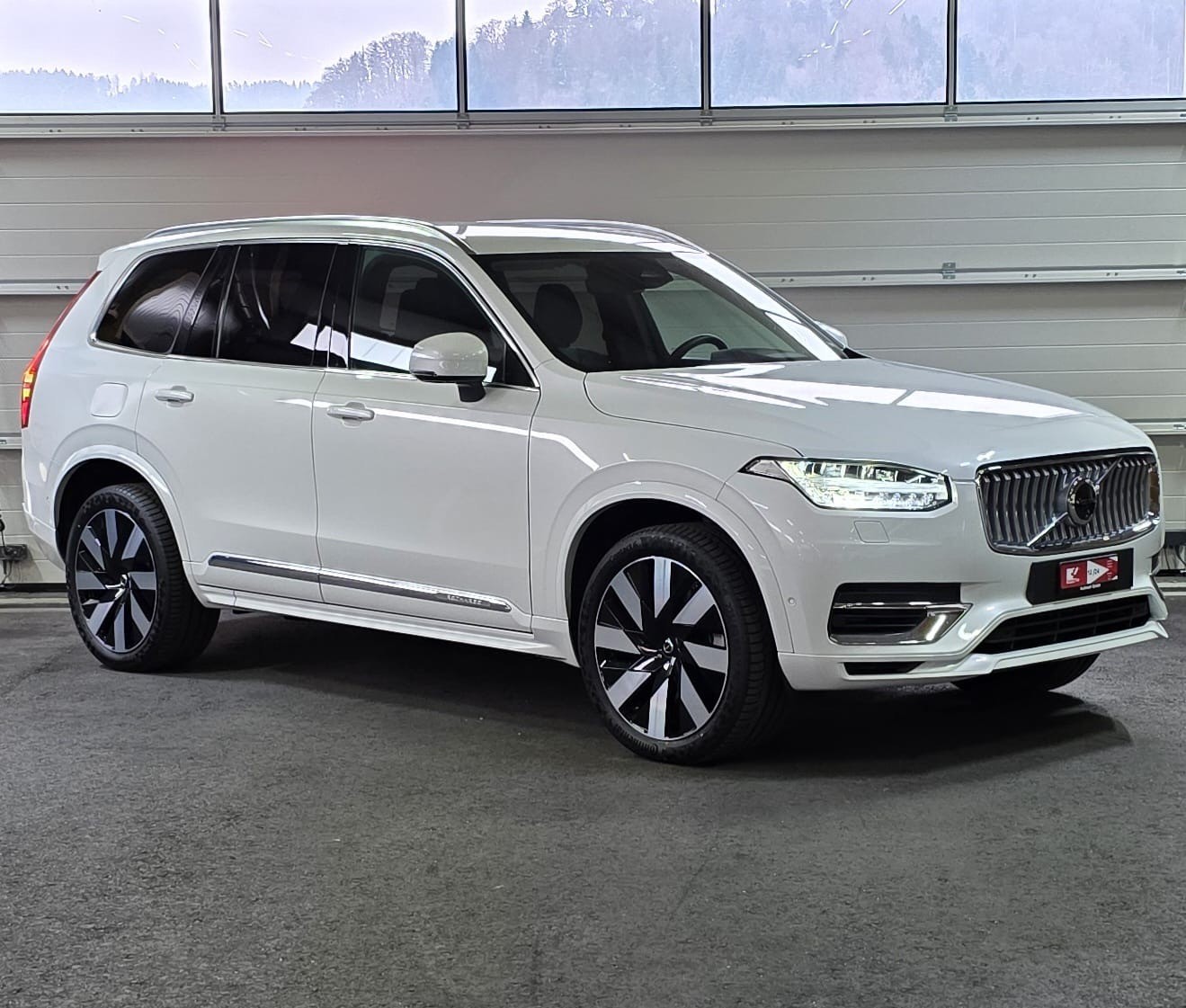 VOLVO XC90 T8 eAWD PluginHybrid Plus Bright *7 Plätzer*-image-6