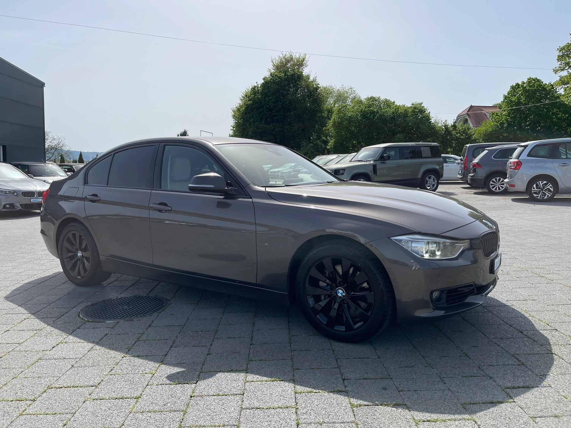BMW ActiveHybrid 3 Luxury Line Steptronic-image-4